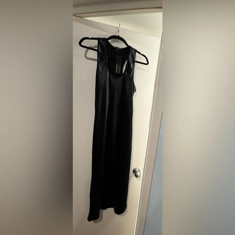 NWT!!!👠Bias Cut Midi Satin Dress - Black👠 - Picture 12 of 16